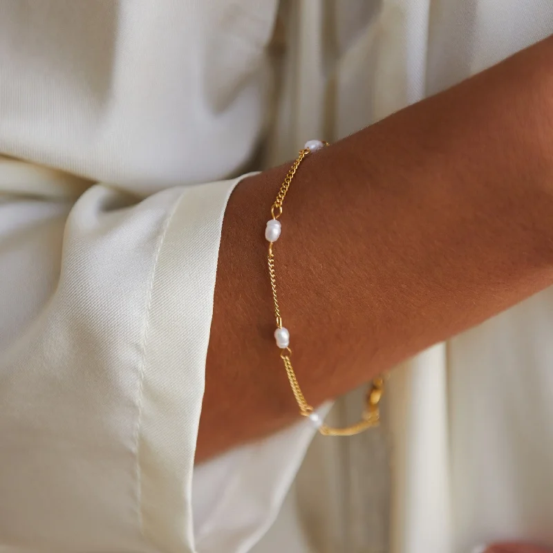 Braided band bracelet-"Lovina" Freshwater Pearl Bracelet