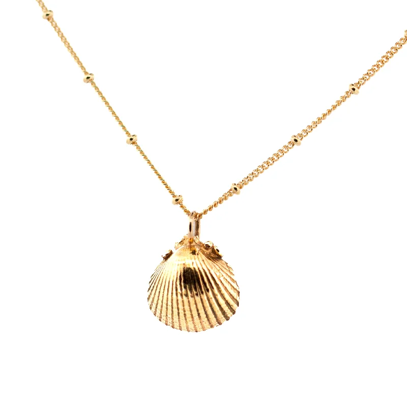 Luxe emerald necklace-Dainty London 9ct Gold Seashell Necklace