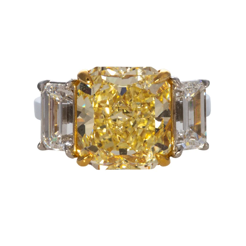 Laser-cut ring-6ct Yellow Radiant Diamond Three-Stone Engagement Ring