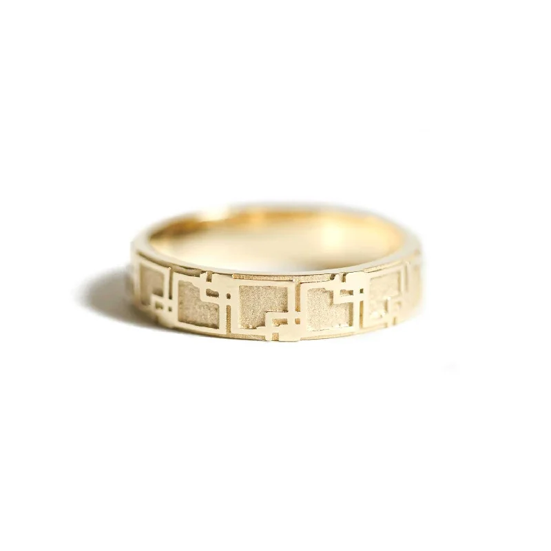 Radiant gem ring-Deco House Pattern Band Ring