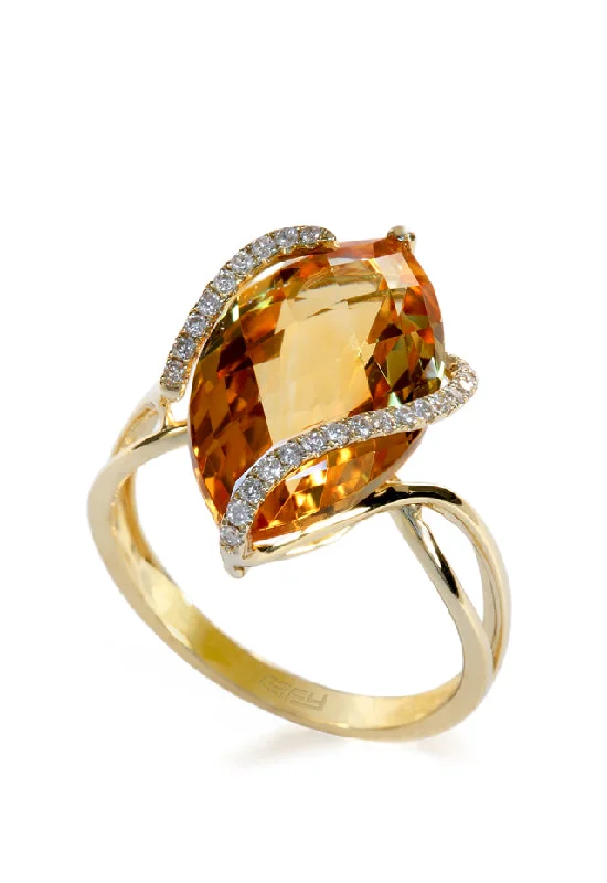 Textured edge ring-Sunset 14K Yellow Gold Citrine and Diamond Ring, 6.29 TCW